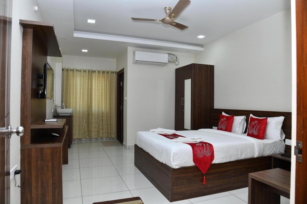 Ssr Residency Hotel Mandya Exterior photo
