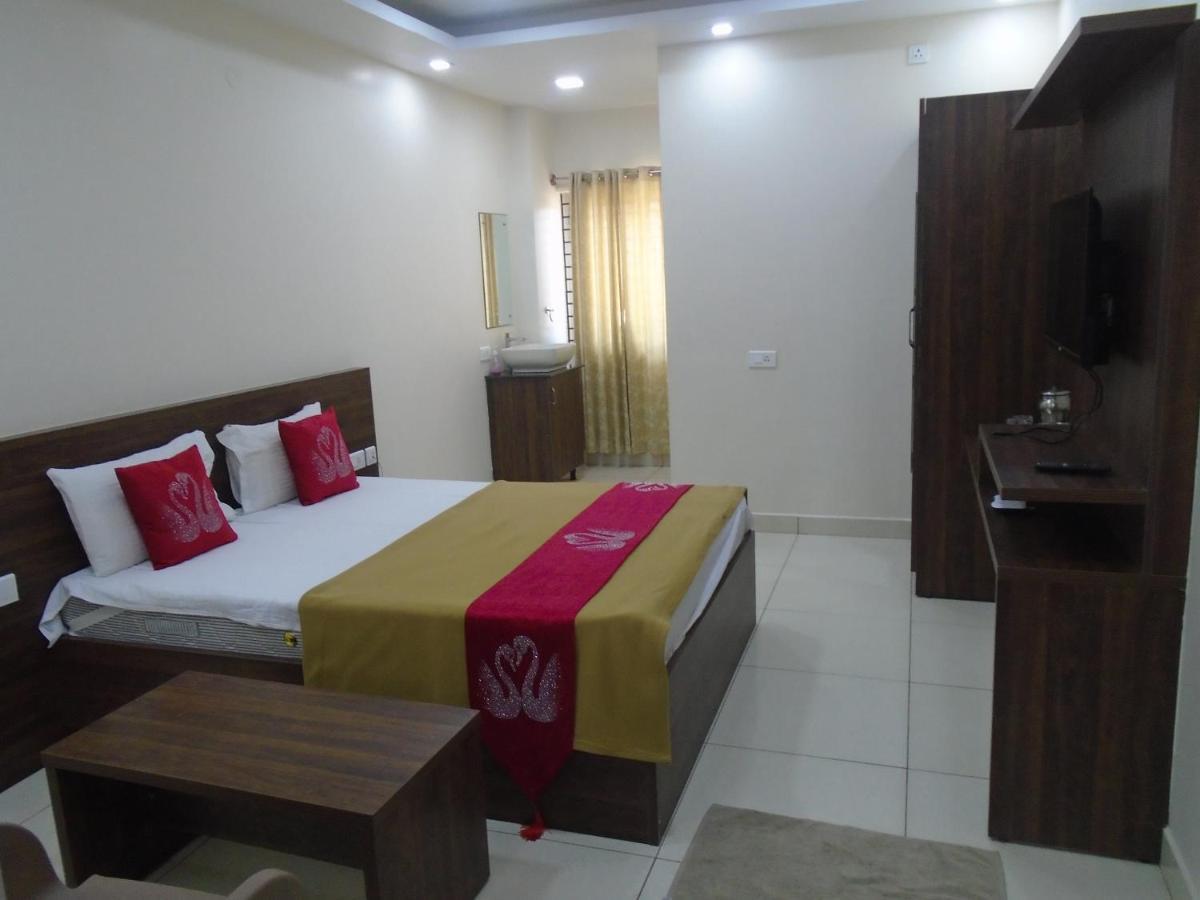 Ssr Residency Hotel Mandya Exterior photo